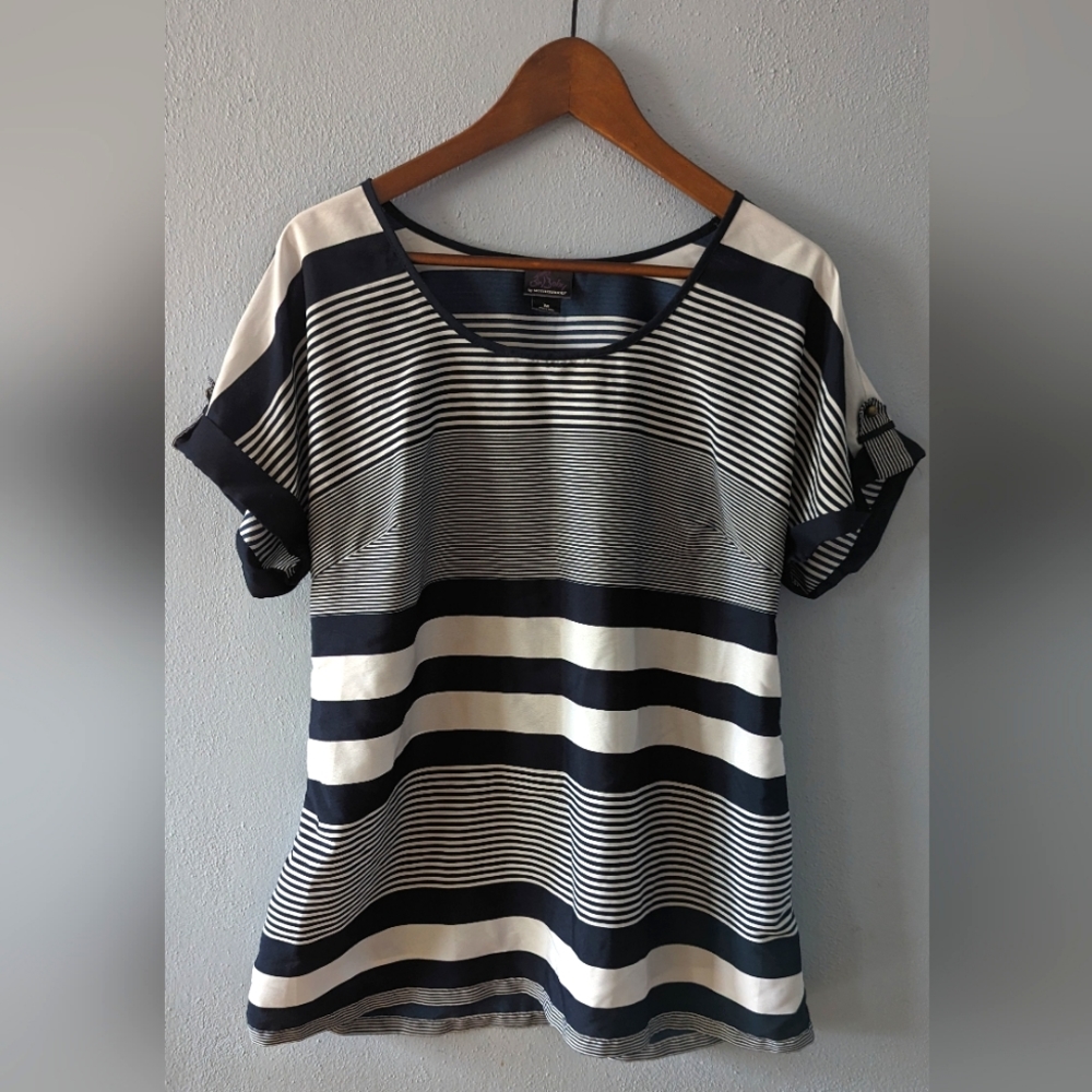 Oh Baby! By Motherhood short sleeve navy and white strip blouse